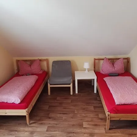 Zu Hause Bei Freunden *