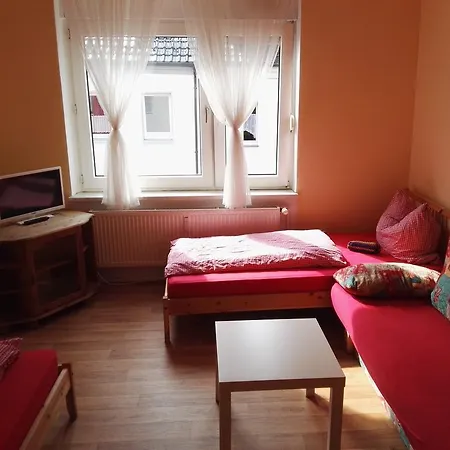 Zu Hause Bei Freunden *