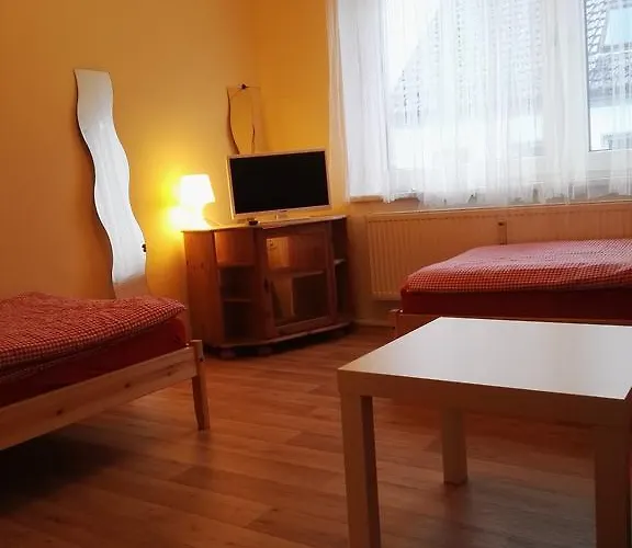 Zu Hause Bei Freunden *